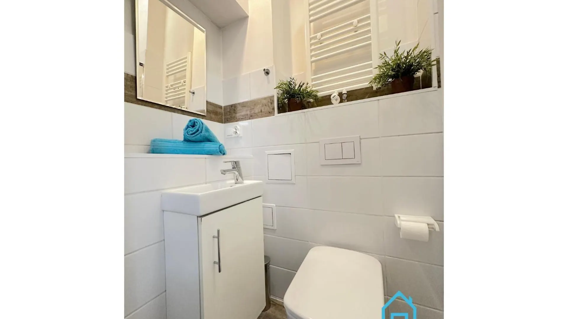 Апартаменты Queem Studio 10 Min To Old Town Гданьск